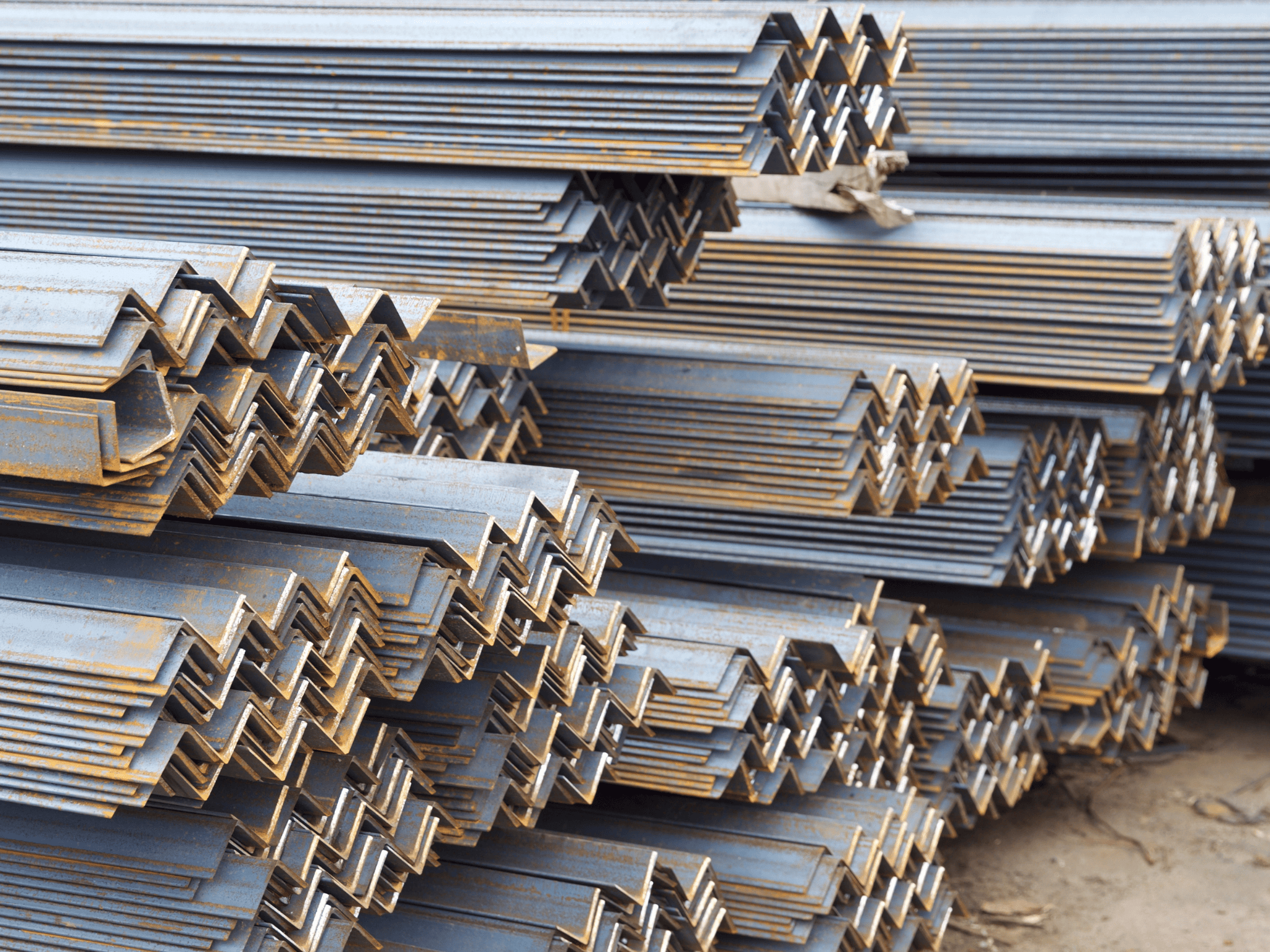 Sedia berbagai macam ukuran besi siku